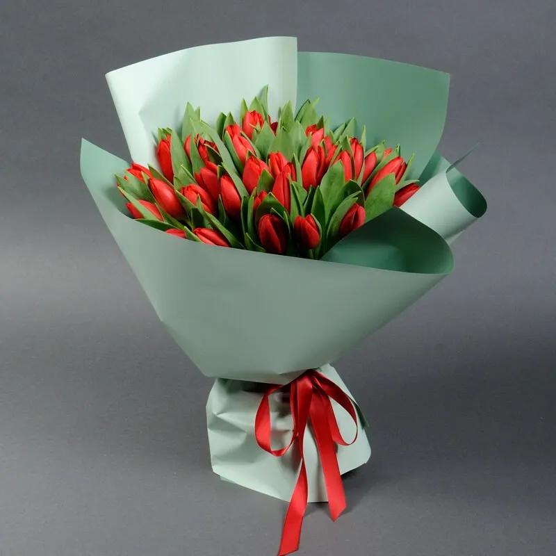 Love 51 Red Tulips