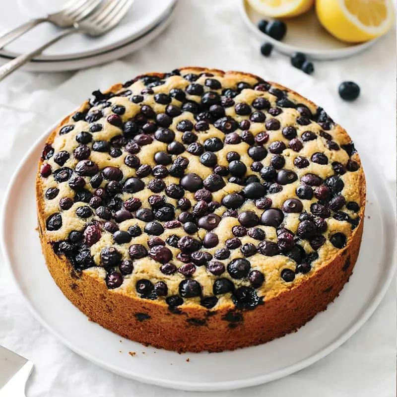 Blueberry Sponge Cake 8 Portion