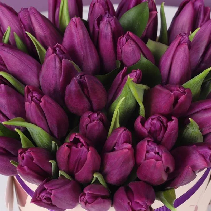 Butterfly 31 Purple Tulips Box