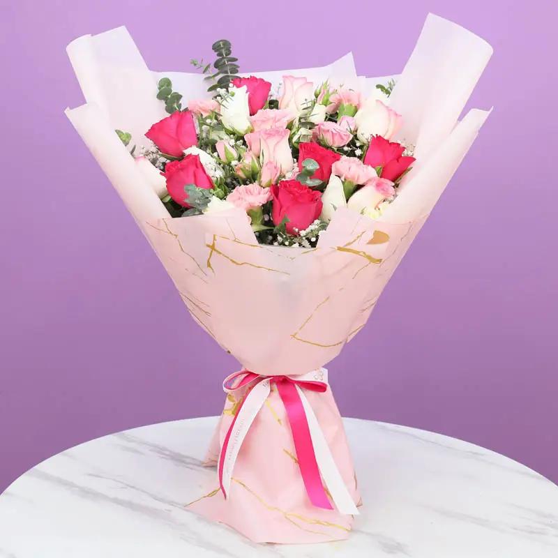 Candy 25 Roses Bouquet