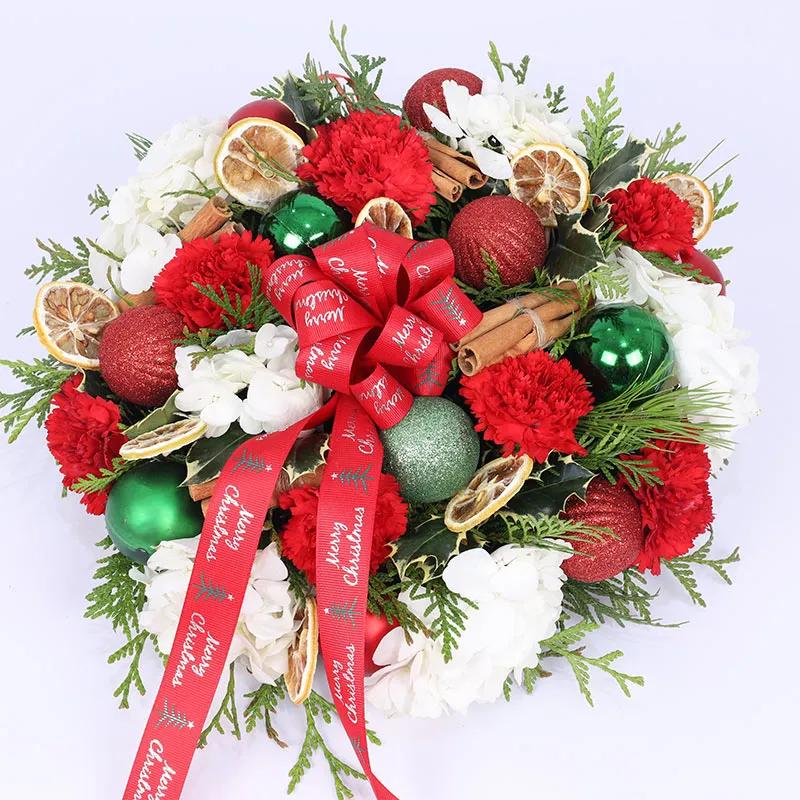 Christmas Wreath Red and White
