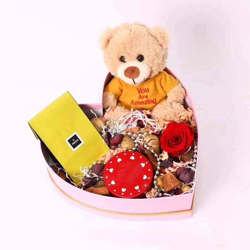 Cuddly Love Gift Box