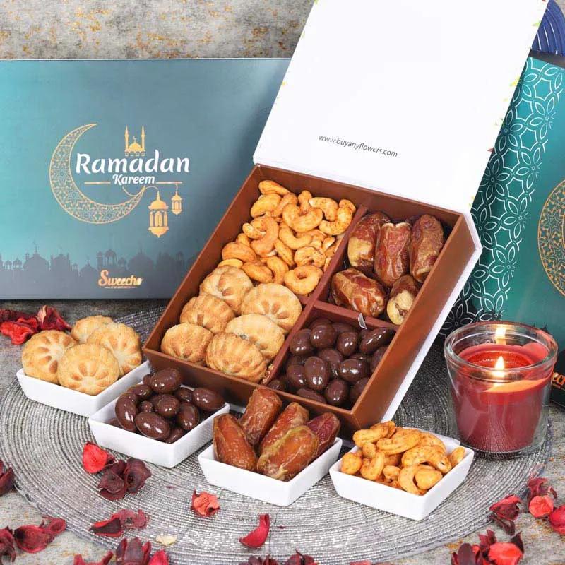 Delightful Iftar Gift Box Green