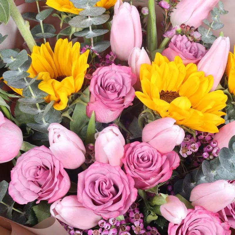 Dusky 25 Mix Flower Bouquet