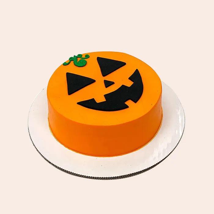 Evil Pumpkin Cake 4 Portion