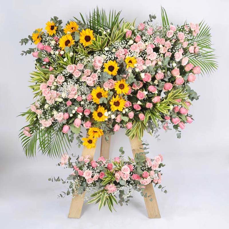 Grand Celebration Flower Stand