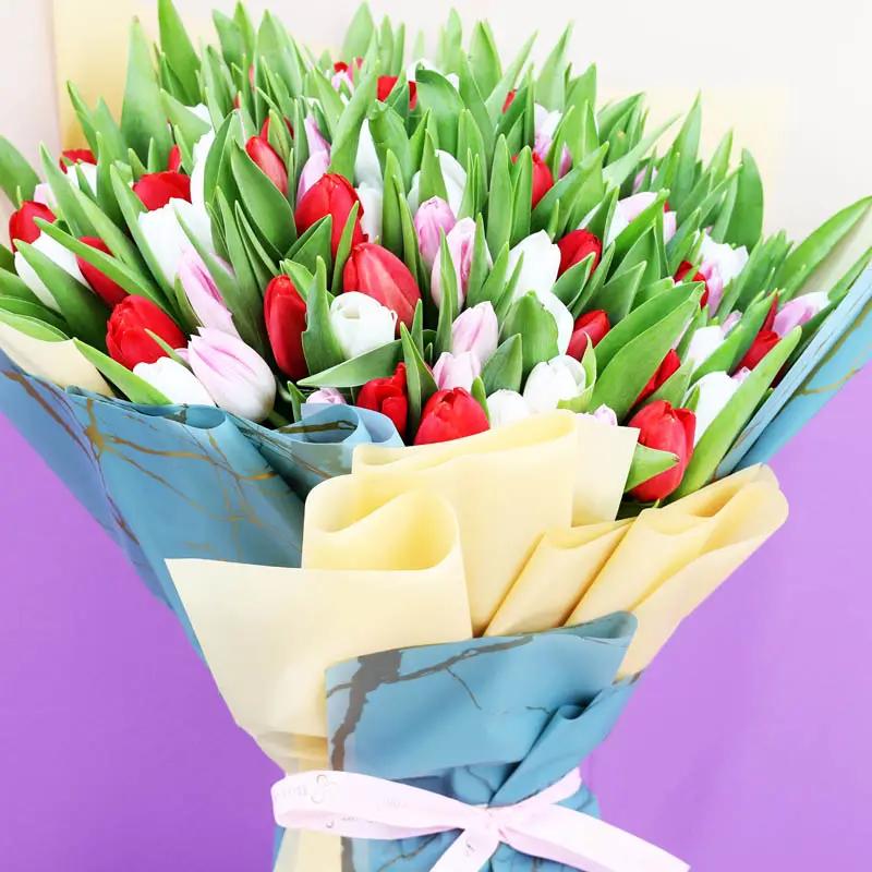 Grand Hug 101 Tulips Bouquet