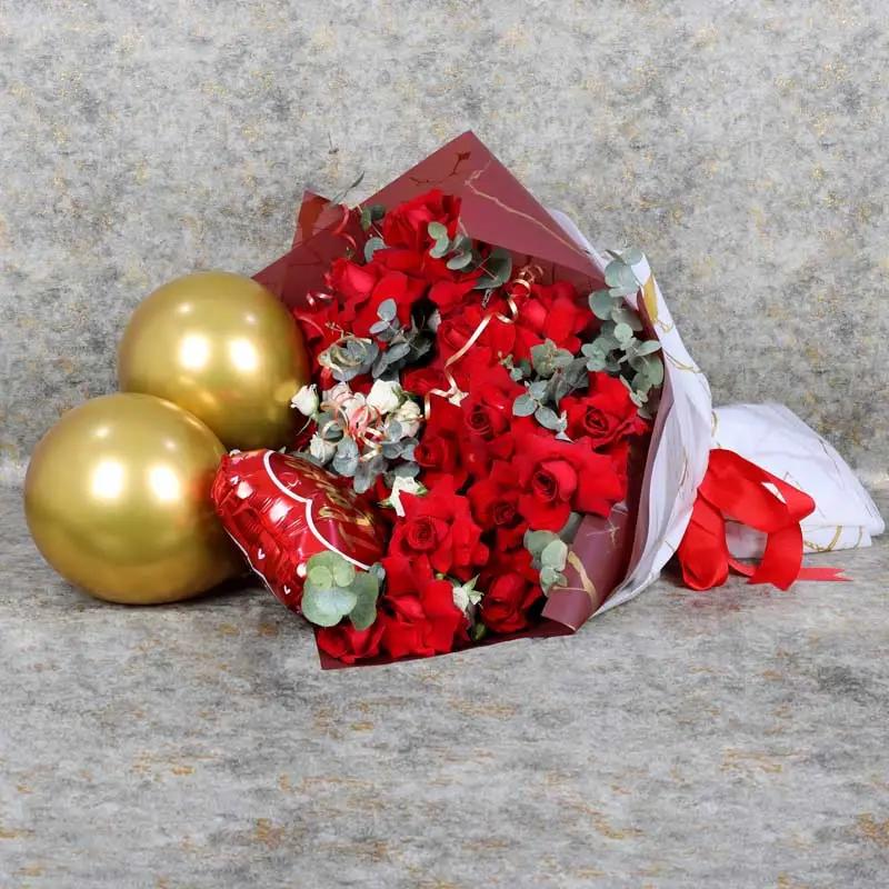 Love Red Roses and Balloons Bouquet