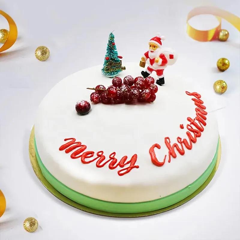 Merry Christmas Cake 8 Portion