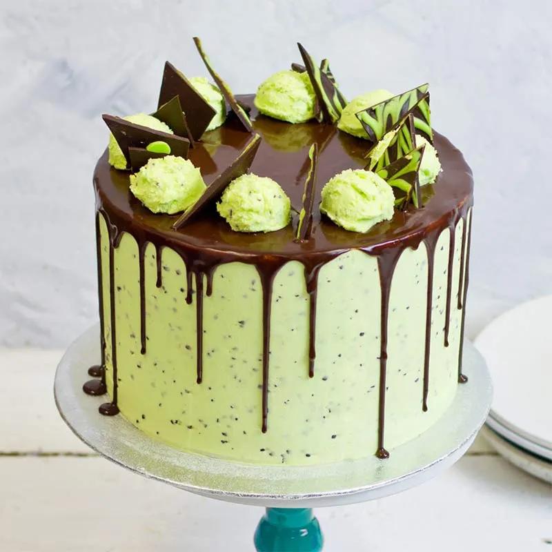 Pistachio Cake 8 Portion