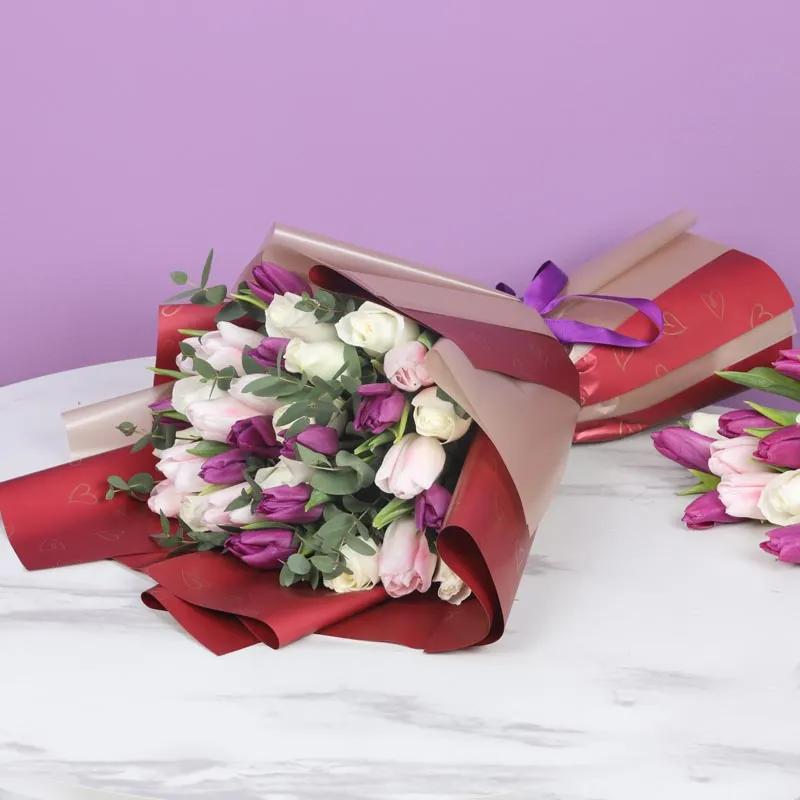 Rampwalk 30 Roses and Tulips Bouquet