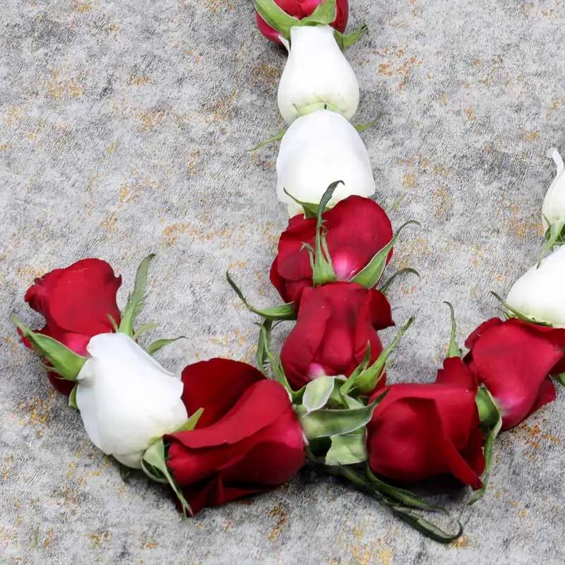 Red and White Roses Garland