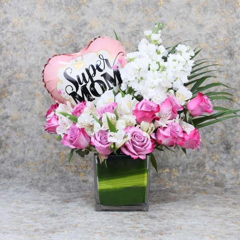 Super Mom Balloon and Flower Vase