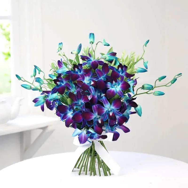 Blue Orchids Bouquet and Fudge Cake