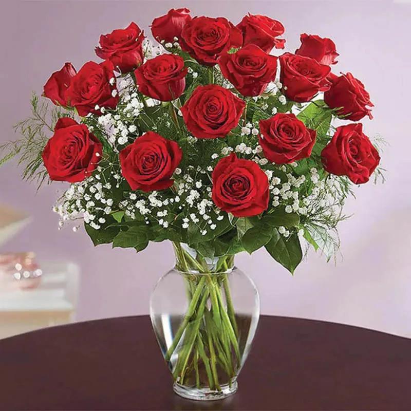 Elegant 20 Red Roses In Vase