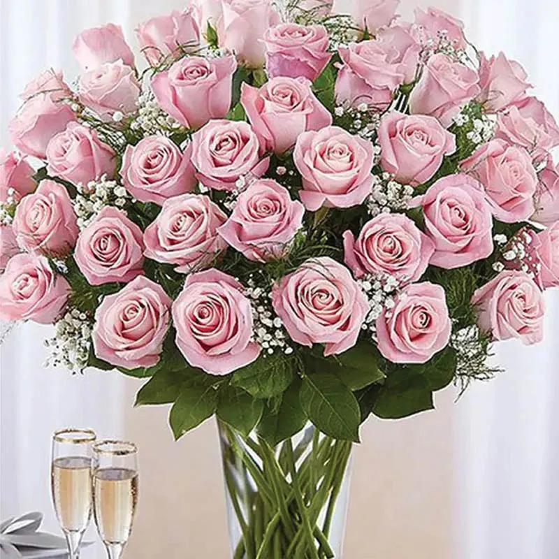 Elegant 50 Pink Roses In Vase