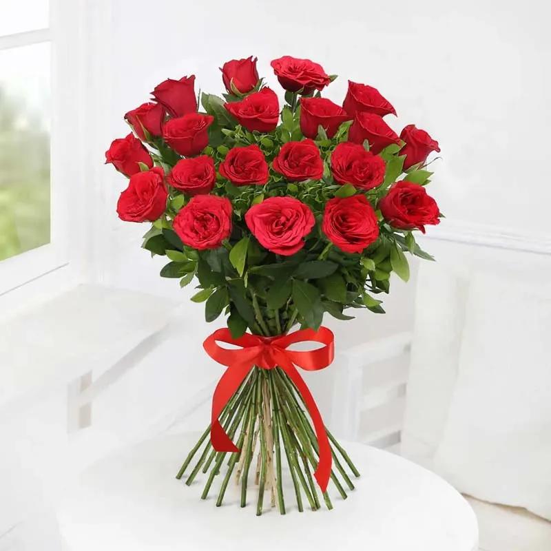 20 Red Roses Bunch and Red Velvet Cake