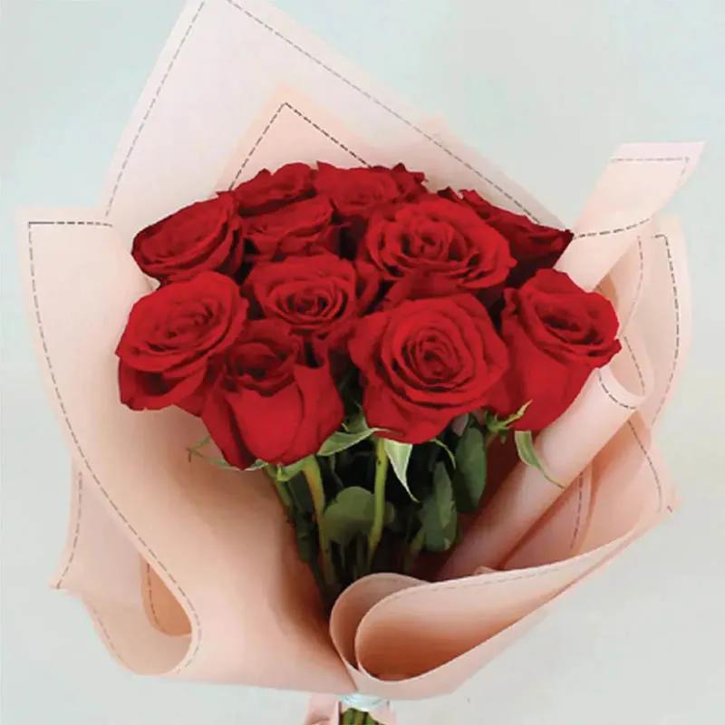 Affectionate 11 Red Roses Bunch