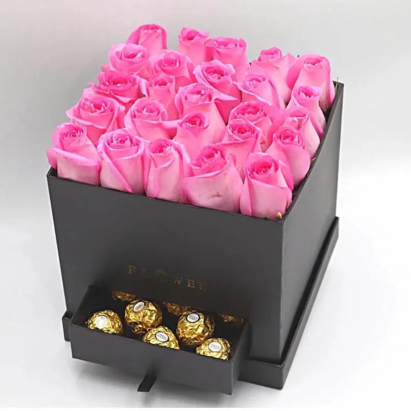 Black Box of Love 25 Pink Roses