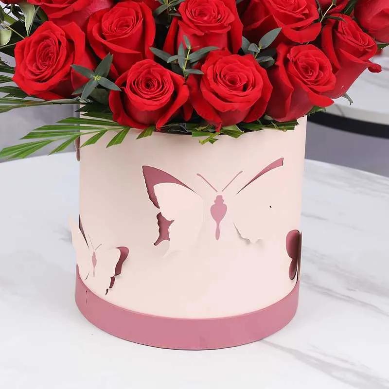 Butterfly 25 Red Roses Box