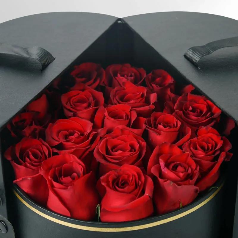 Luxurious Red Roses in Box