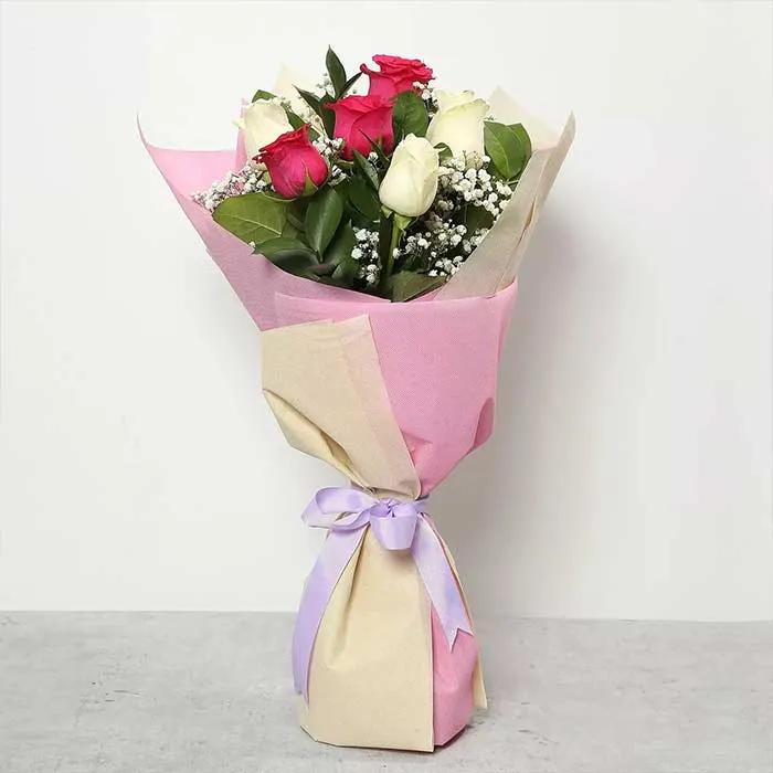Pink And White Roses Bouquet Standard