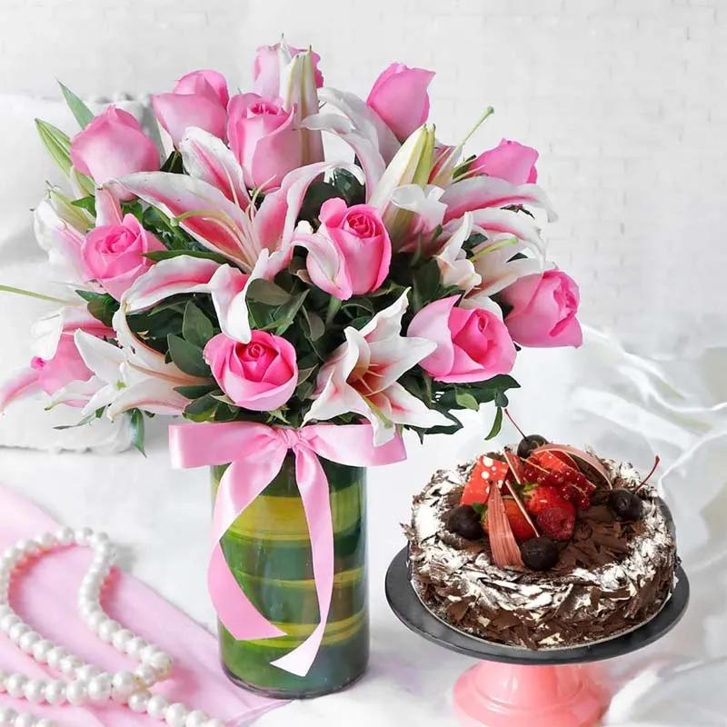 Roses n Lilies with Black Forest Cake